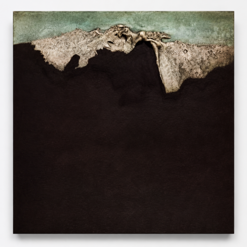Paesaggio infinito della costa del Perú, 1961 Cement and mixed media on canvas 39 3/8 × 39 3/8 in (100 × 100 cm)